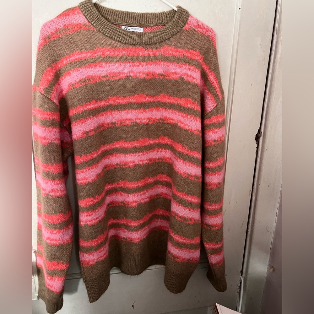 Zara sweater brown and pink size L men’s